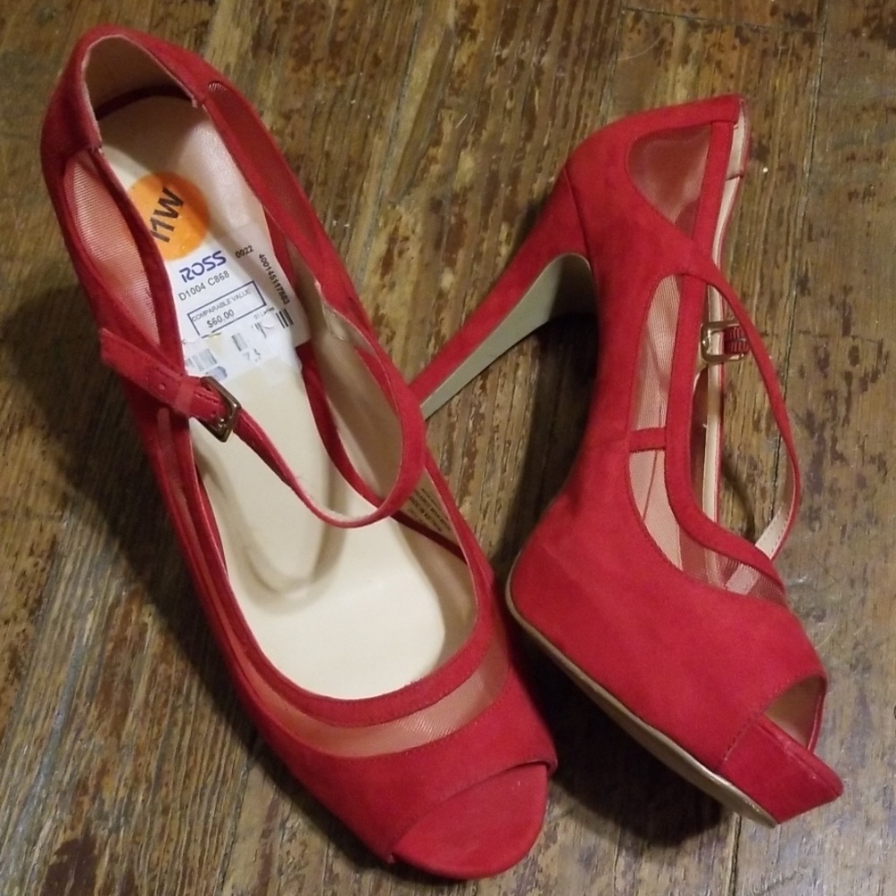 9 West NWOB 5" Suede Like Mesh Peep Toe Heels